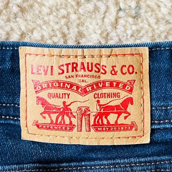 Levis Perfectly Slimming 512 Bootcut Dark Wash Mid Rise Denim Women Size 12 - Picture 4 of 6